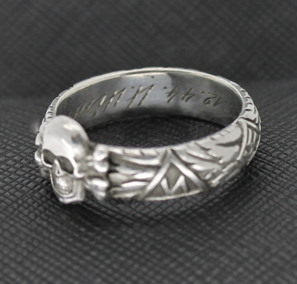 SS TOTENKOPF Ring silver Himmler