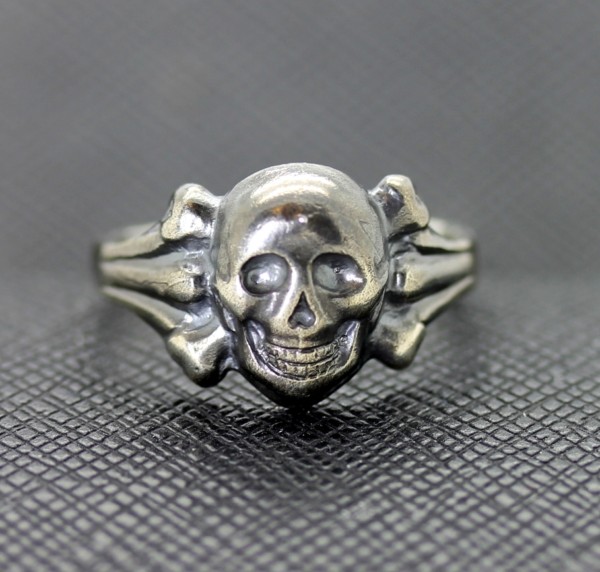 German ring SS Death Head