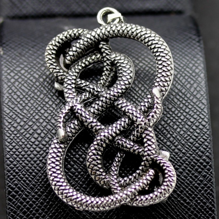 Neverending Story Auryn necklace Snakes – ANTIQ24.COM