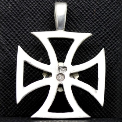 German totenkopf iron cross pendant